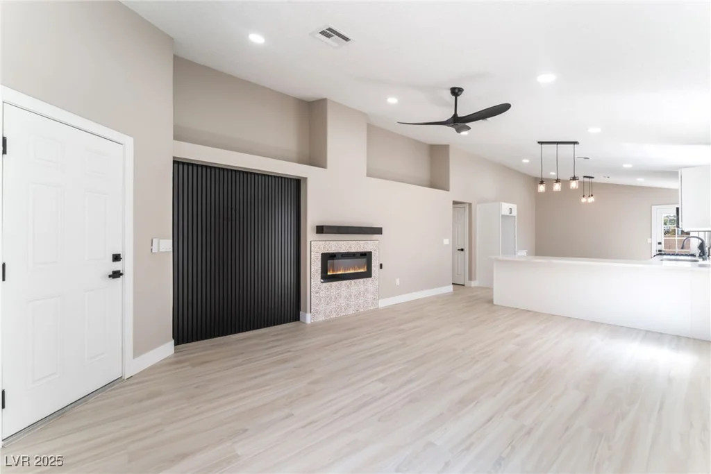 4149 Compass Rose, Las Vegas, NV 89108