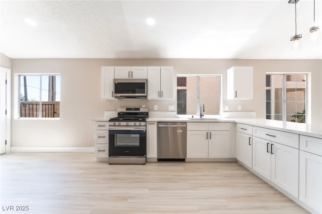 4149 Compass Rose, Las Vegas, NV 89108
