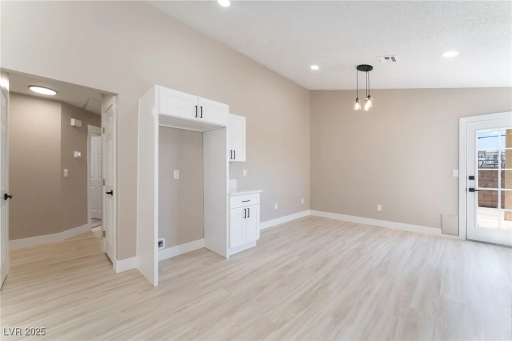 4149 Compass Rose, Las Vegas, NV 89108