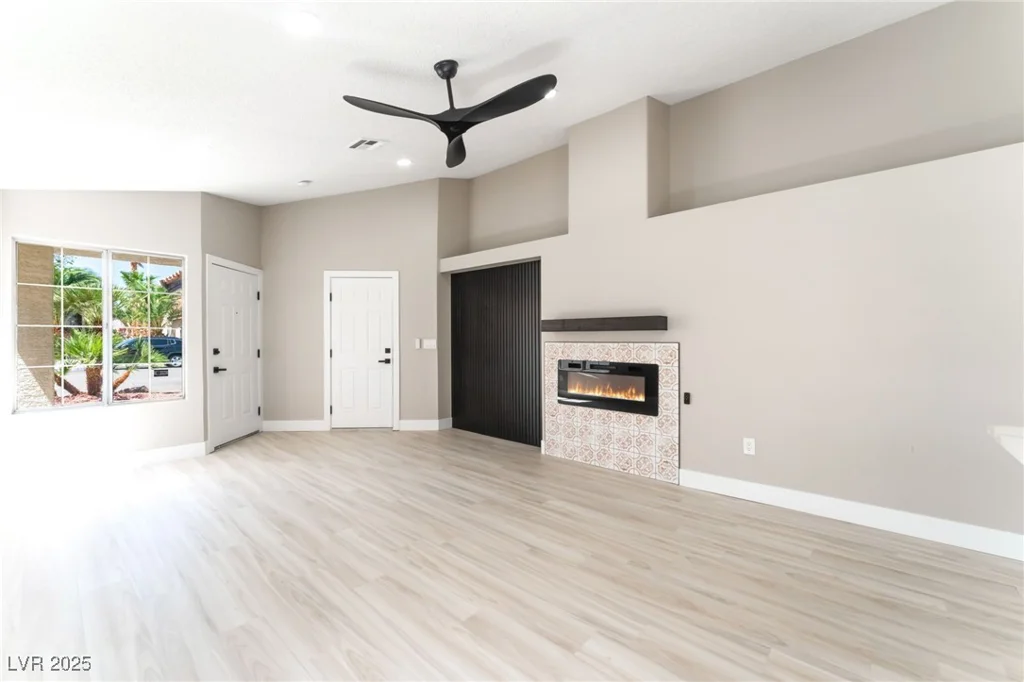 4149 Compass Rose, Las Vegas, NV 89108
