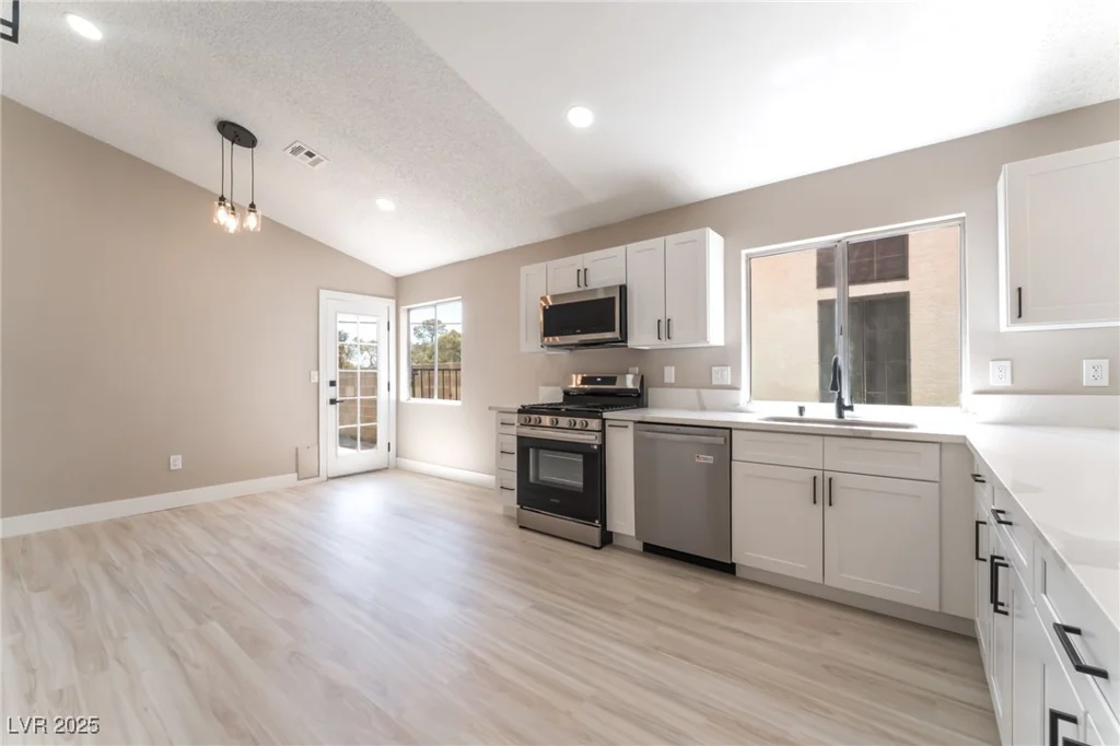 4149 Compass Rose, Las Vegas, NV 89108