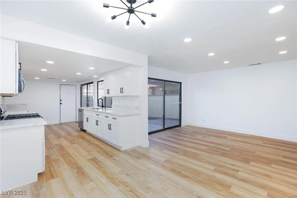 2405 Pickwick, Henderson, NV 89014