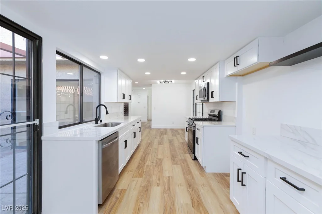 2405 Pickwick, Henderson, NV 89014
