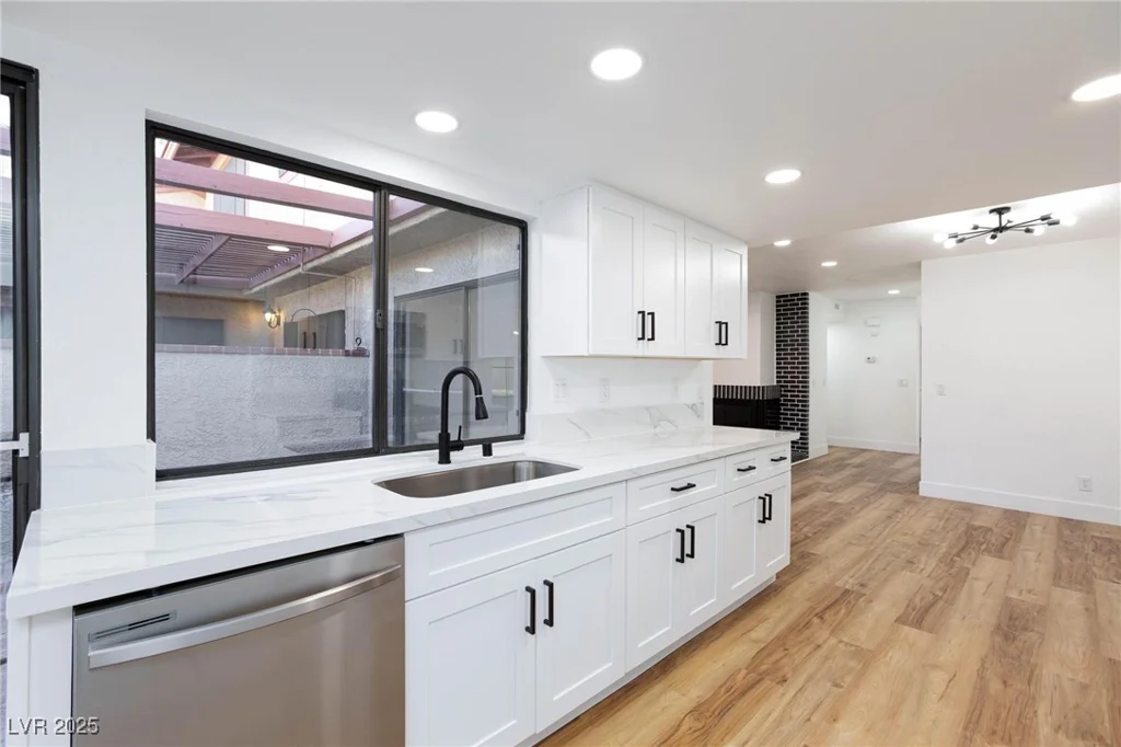 2405 Pickwick, Henderson, NV 89014