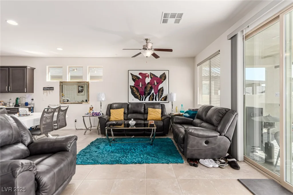 5633 Alitak Bay, North Las Vegas, NV 89081