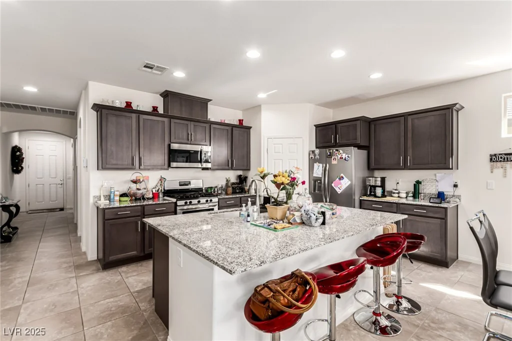 5633 Alitak Bay, North Las Vegas, NV 89081