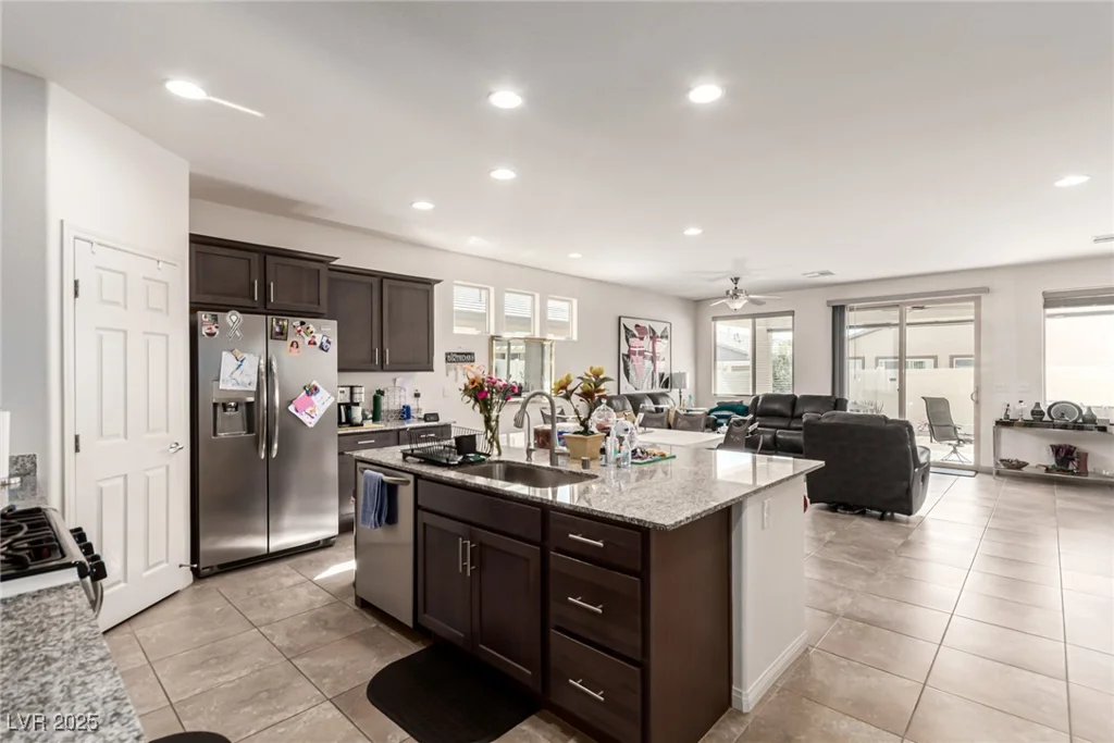 5633 Alitak Bay, North Las Vegas, NV 89081