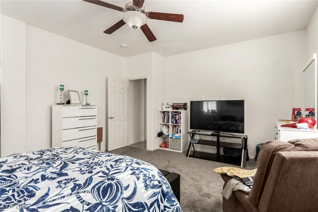 5633 Alitak Bay, North Las Vegas, NV 89081
