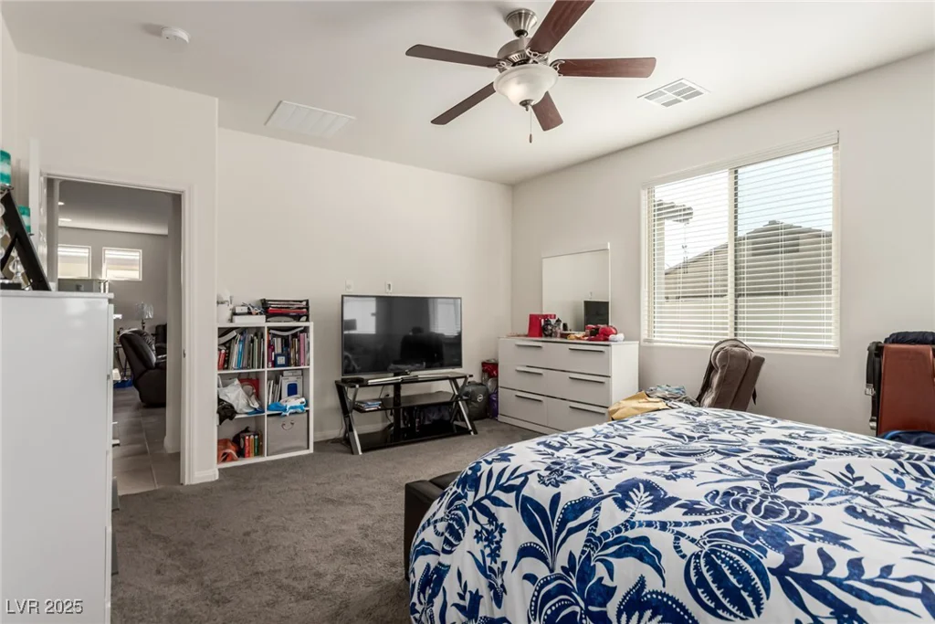5633 Alitak Bay, North Las Vegas, NV 89081