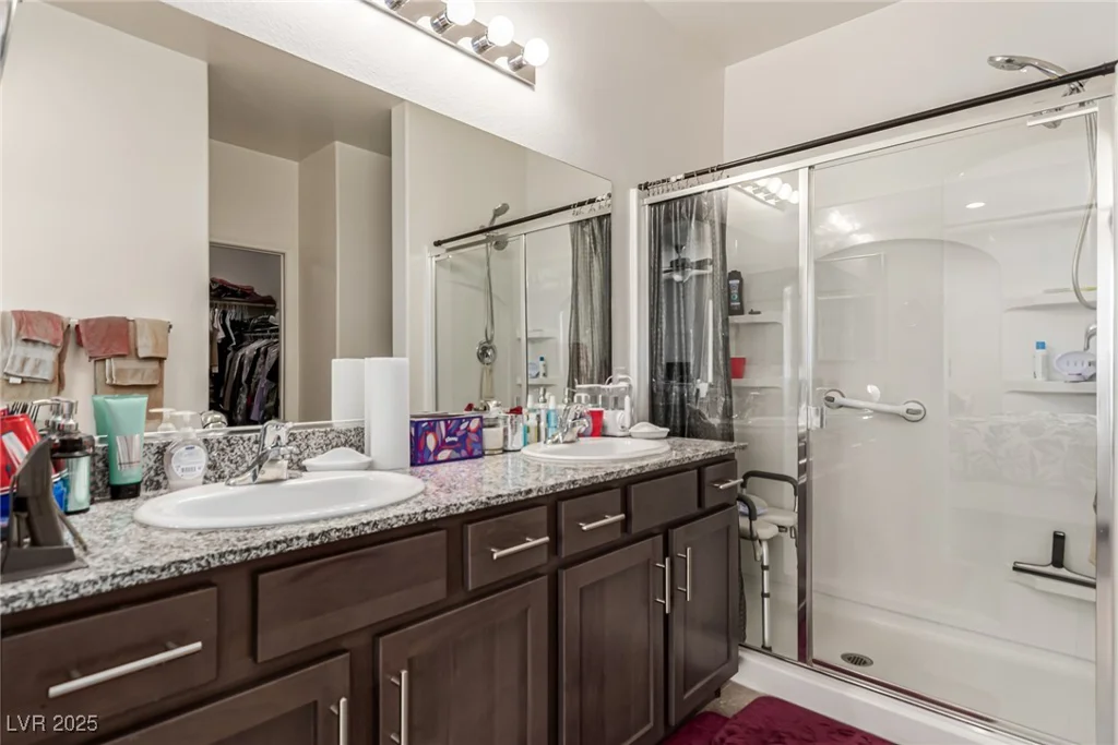 5633 Alitak Bay, North Las Vegas, NV 89081