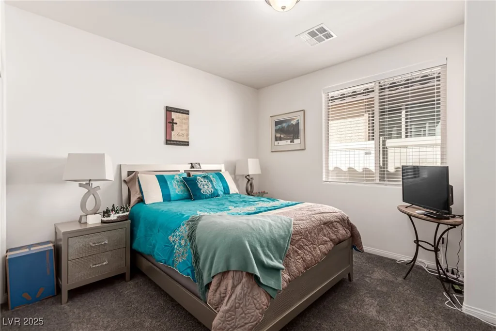 5633 Alitak Bay, North Las Vegas, NV 89081