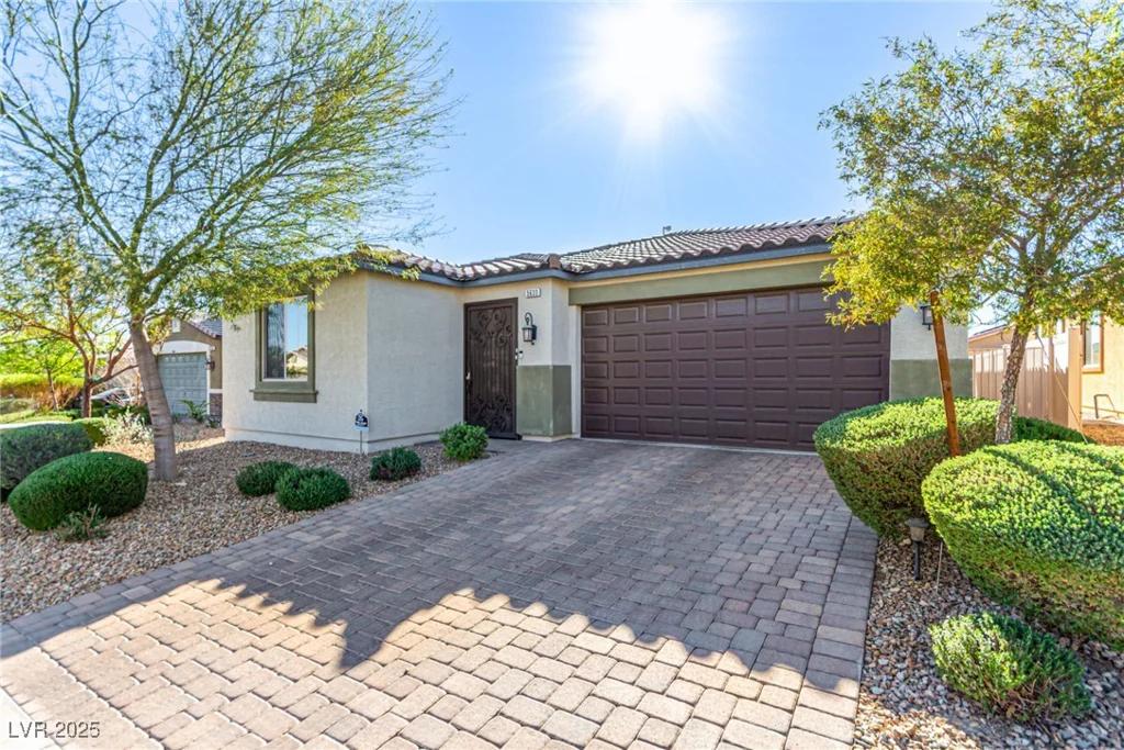 5633 Alitak Bay, North Las Vegas, NV 89081