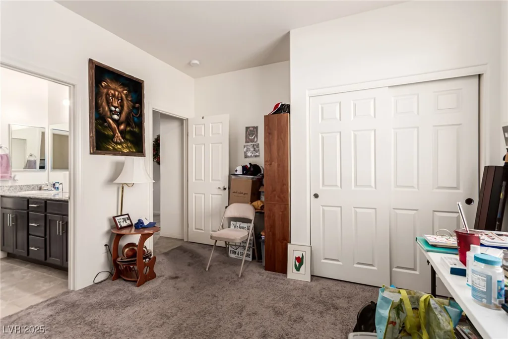 5633 Alitak Bay, North Las Vegas, NV 89081