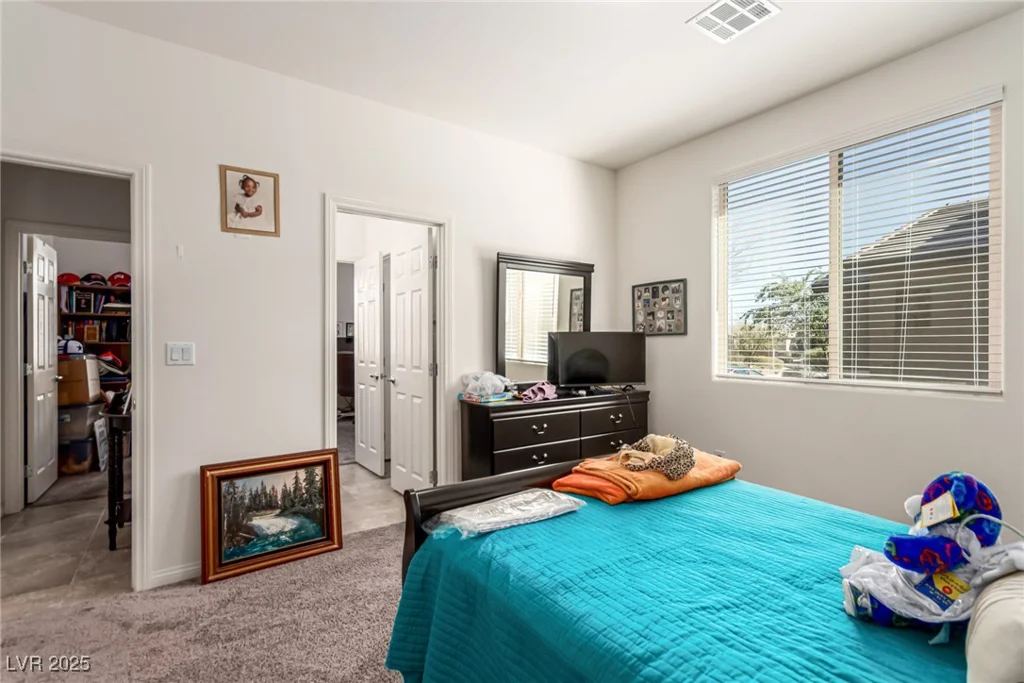 5633 Alitak Bay, North Las Vegas, NV 89081