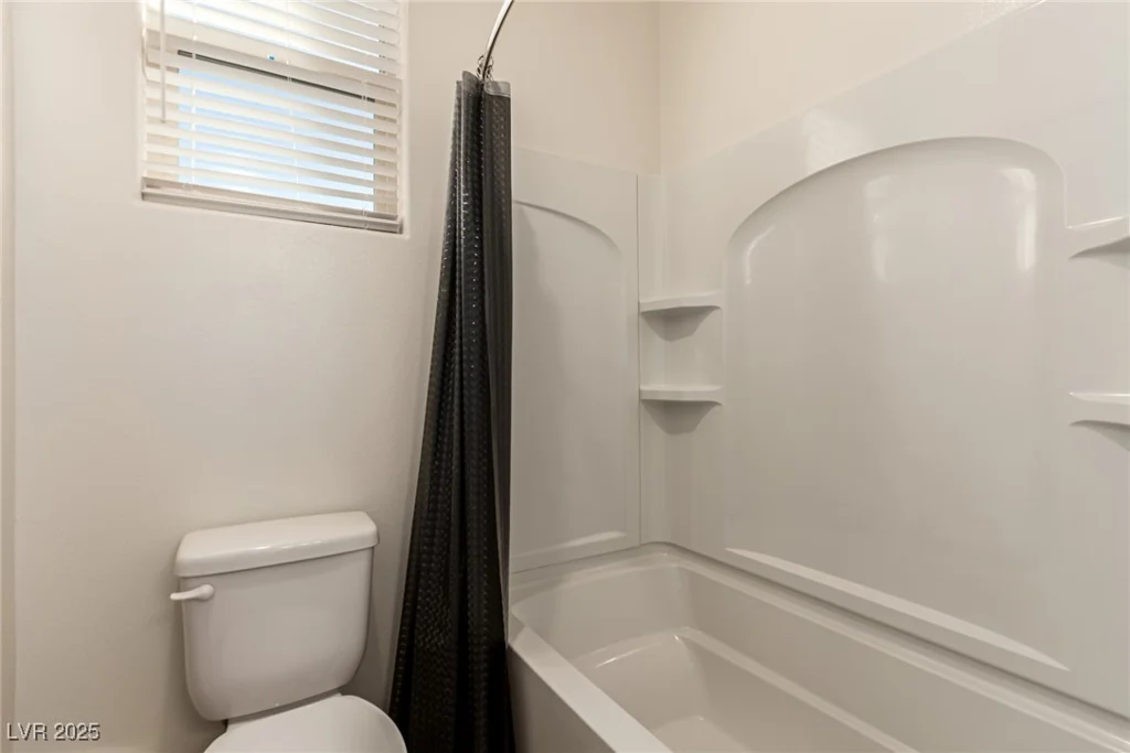 5633 Alitak Bay, North Las Vegas, NV 89081