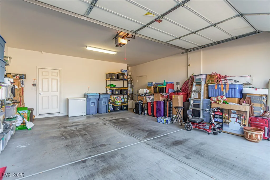 5633 Alitak Bay, North Las Vegas, NV 89081