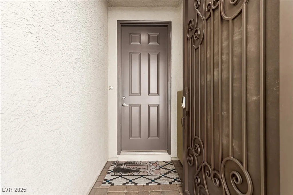 5633 Alitak Bay, North Las Vegas, NV 89081