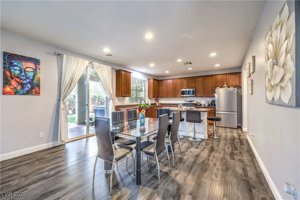 6554 Macdoogle, Las Vegas, NV 89166