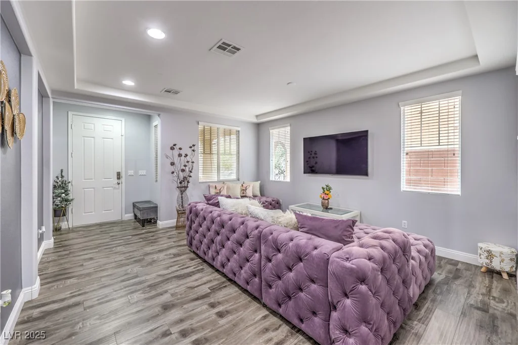 6554 Macdoogle, Las Vegas, NV 89166