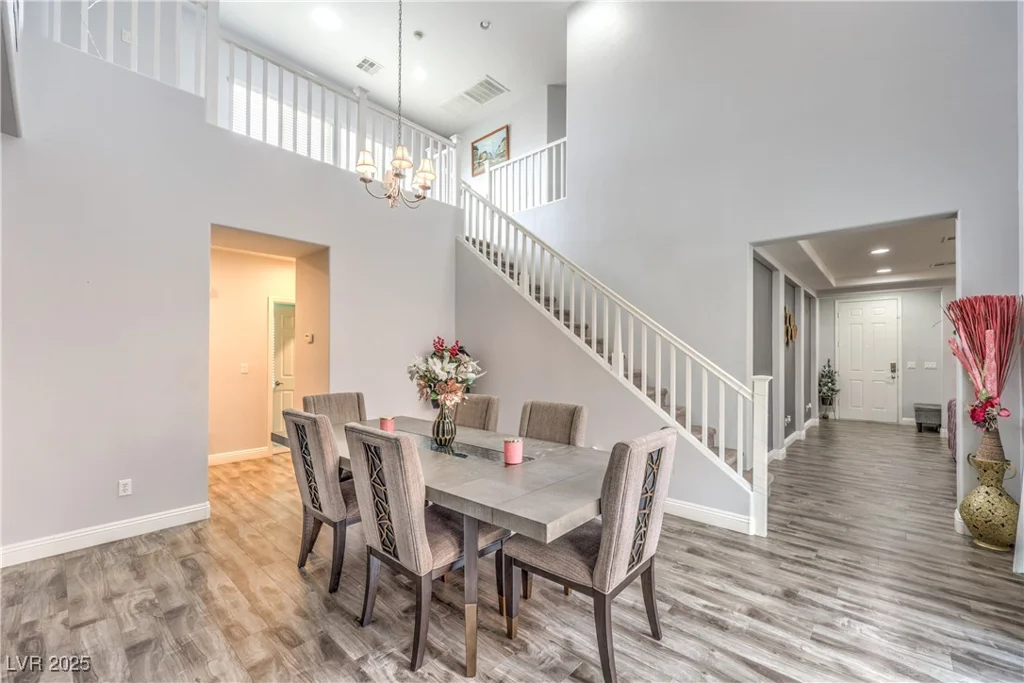 6554 Macdoogle, Las Vegas, NV 89166