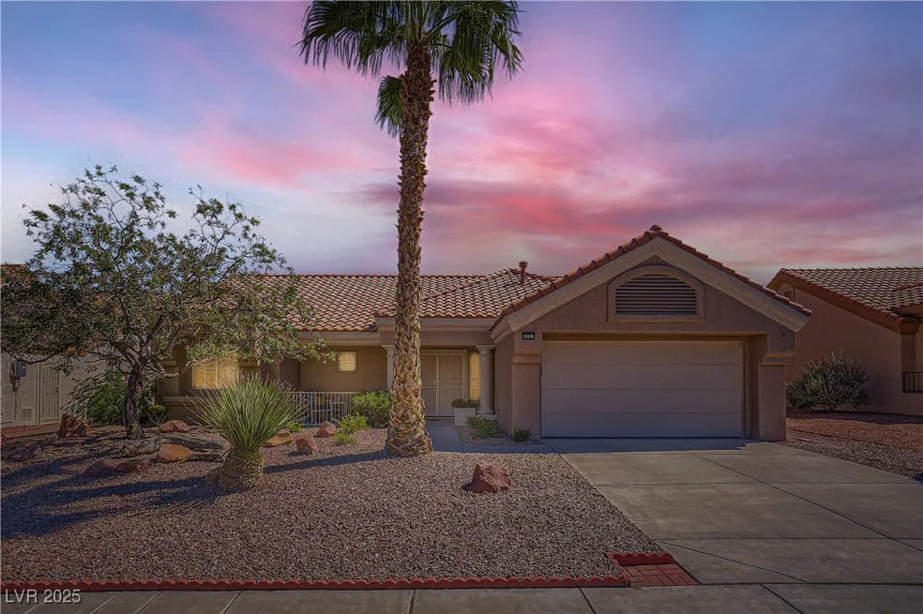 3012 Haddon, Las Vegas, NV 89134