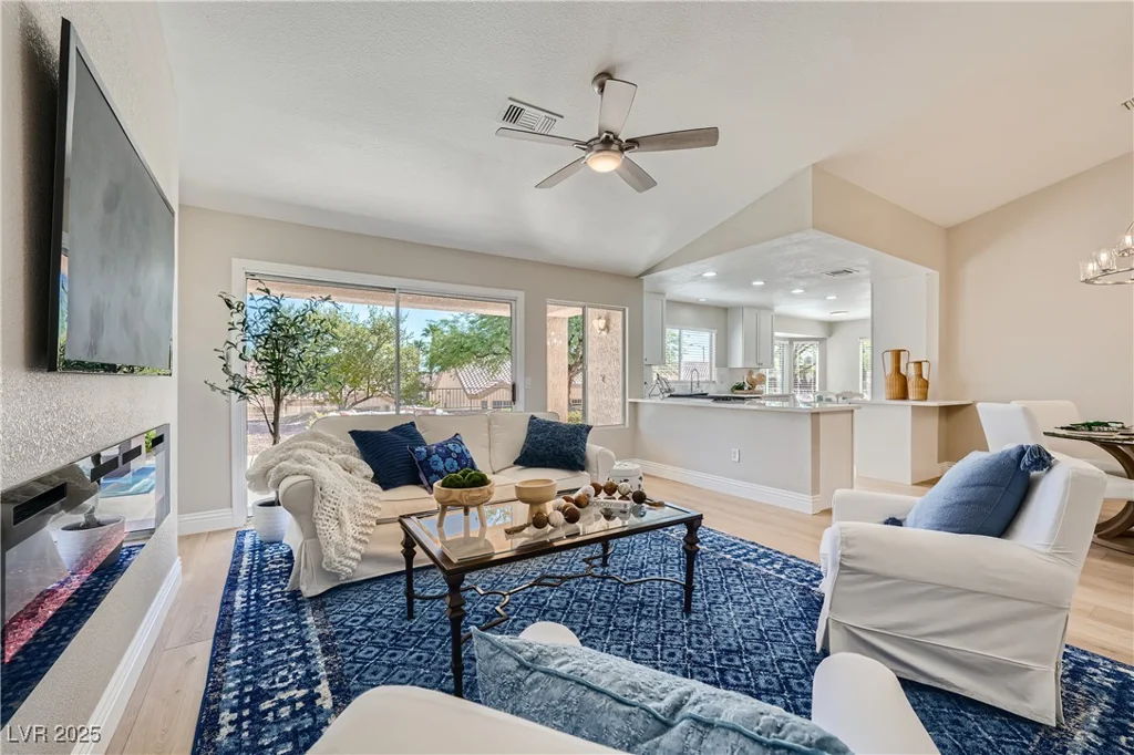 3012 Haddon, Las Vegas, NV 89134