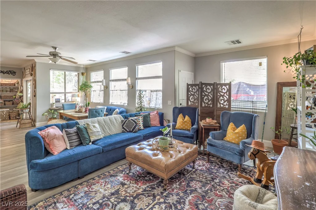 7352 Rietz Canyon, Las Vegas, NV 89131