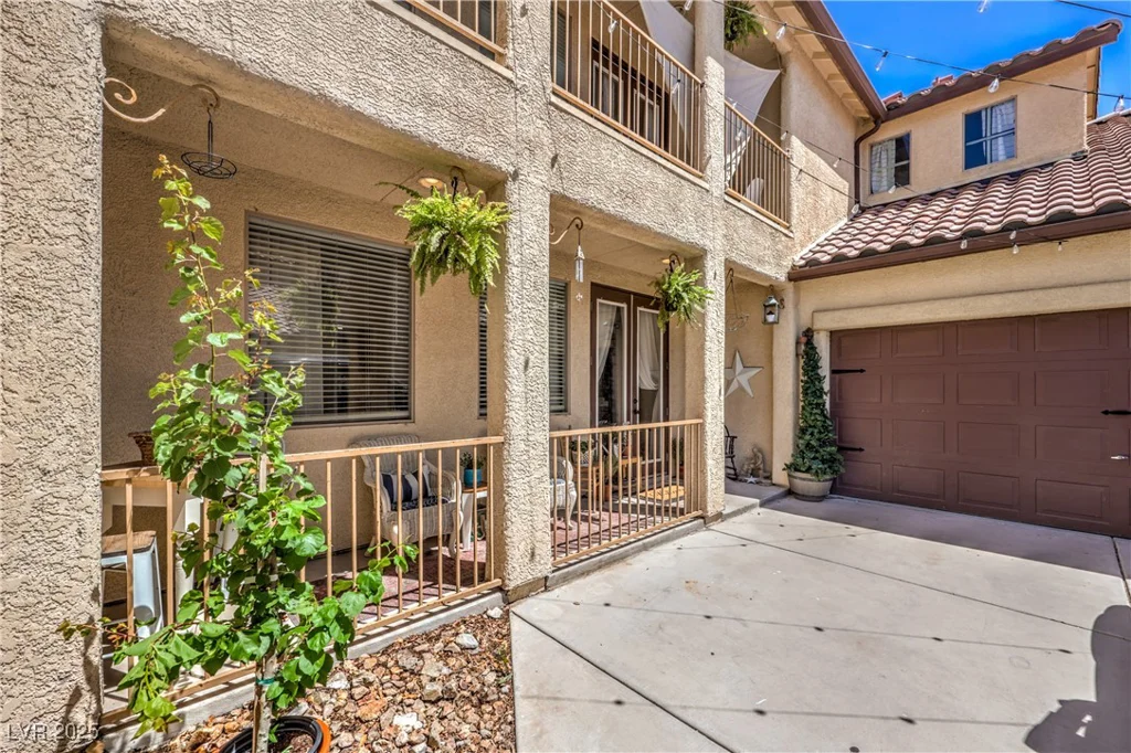 7352 Rietz Canyon, Las Vegas, NV 89131