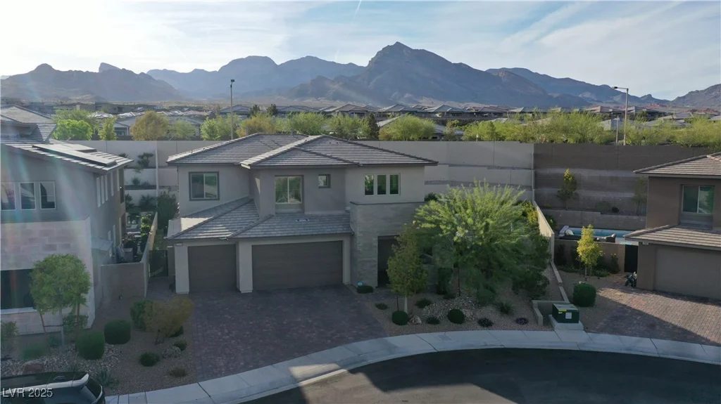 12428 Lincoln Creek, Las Vegas, NV 89138
