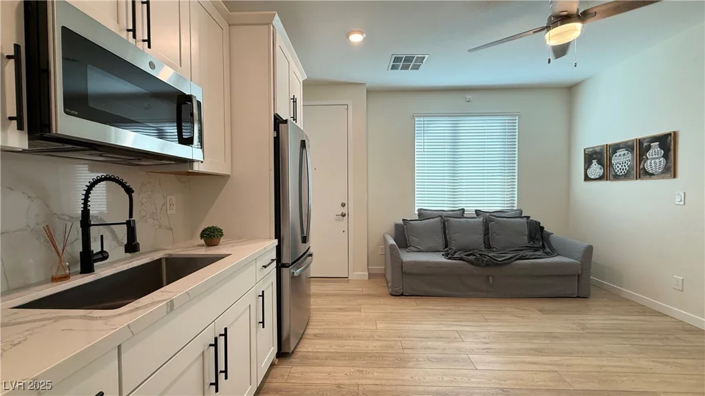 12428 Lincoln Creek, Las Vegas, NV 89138