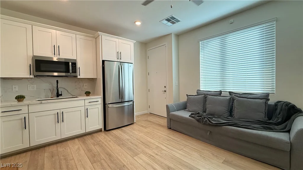 12428 Lincoln Creek, Las Vegas, NV 89138