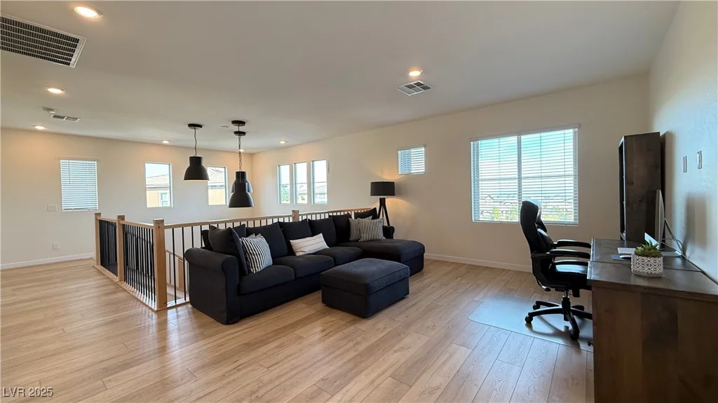 12428 Lincoln Creek, Las Vegas, NV 89138