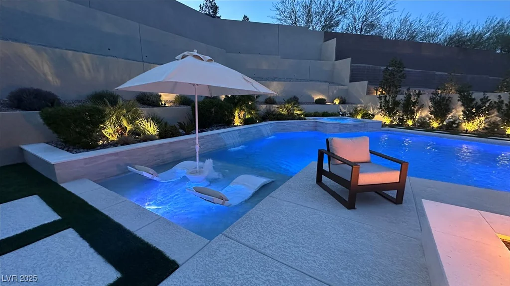 12428 Lincoln Creek, Las Vegas, NV 89138