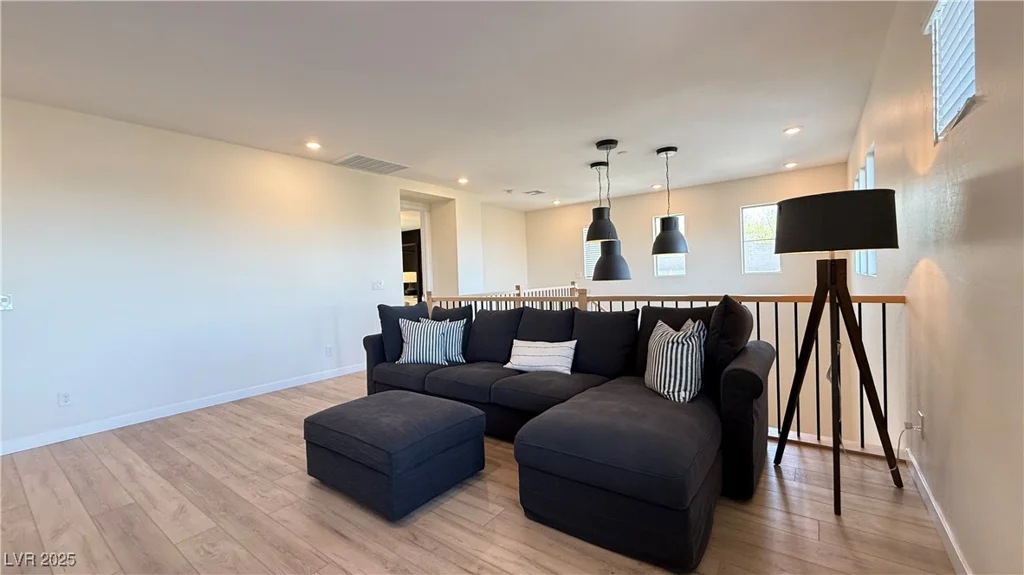 12428 Lincoln Creek, Las Vegas, NV 89138