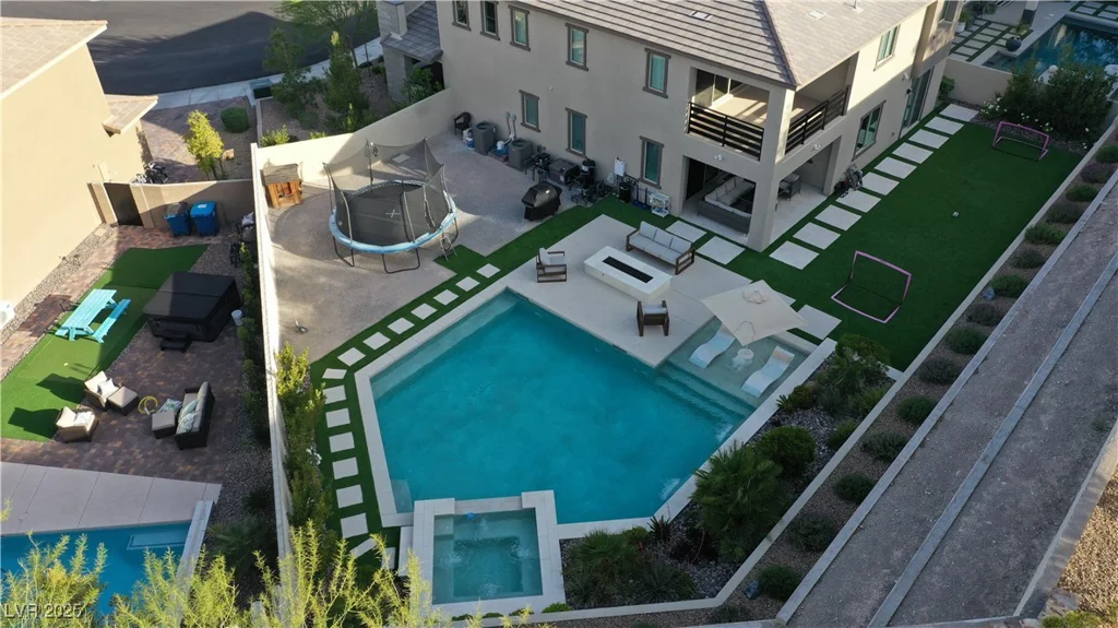 12428 Lincoln Creek, Las Vegas, NV 89138