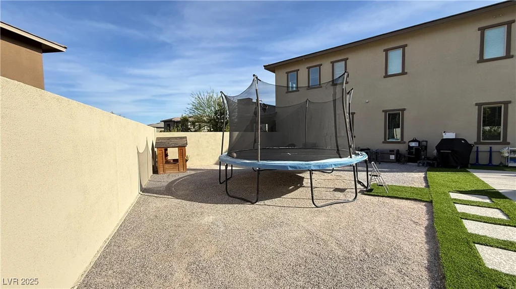 12428 Lincoln Creek, Las Vegas, NV 89138