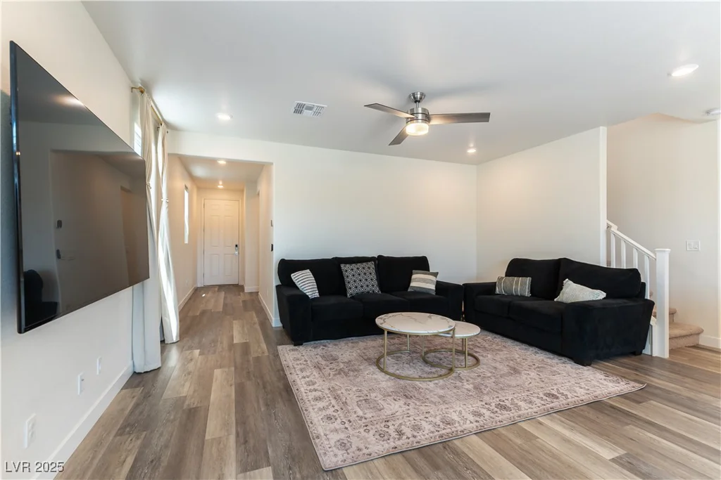 4517 Swimming Minnow, Las Vegas, NV 89141