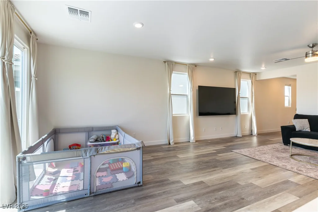4517 Swimming Minnow, Las Vegas, NV 89141