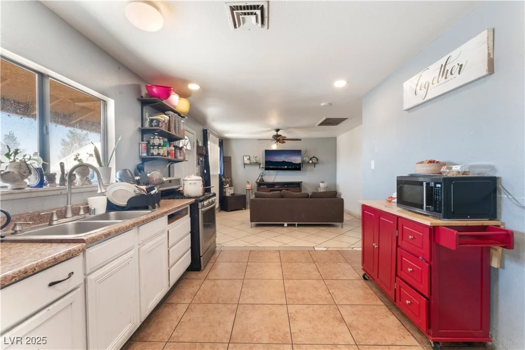 3112 Twining, North Las Vegas, NV 89030