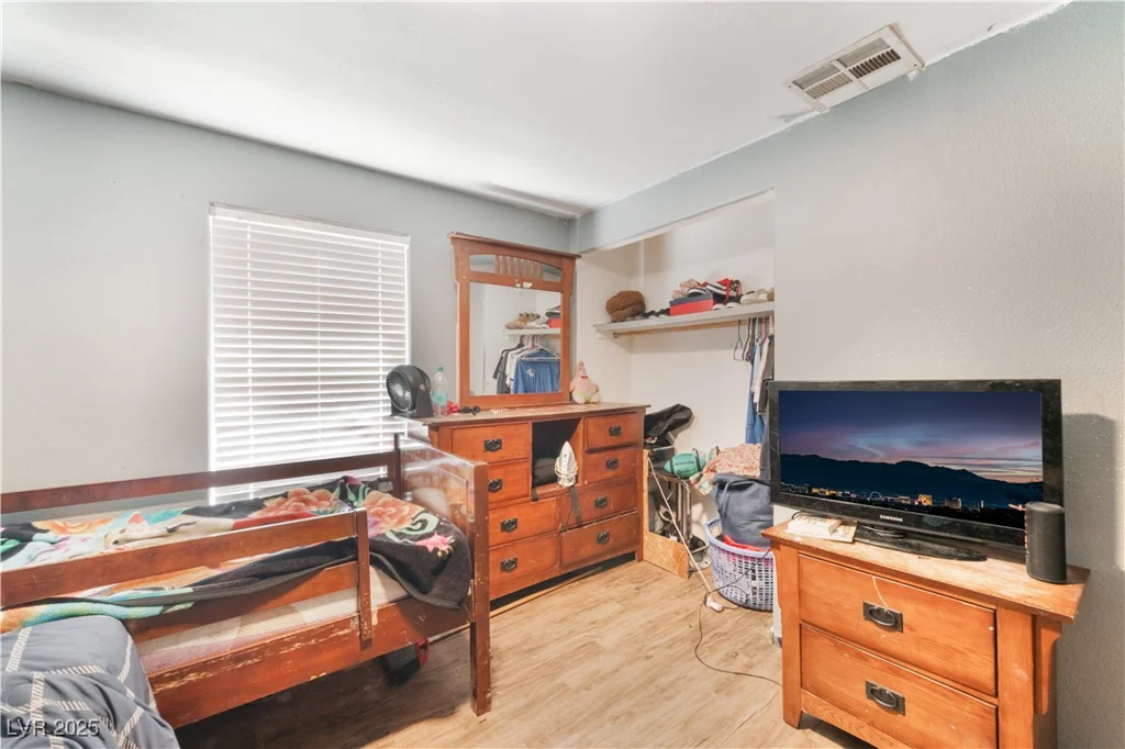 3112 Twining, North Las Vegas, NV 89030