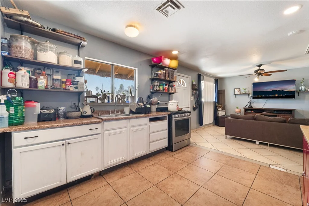 3112 Twining, North Las Vegas, NV 89030