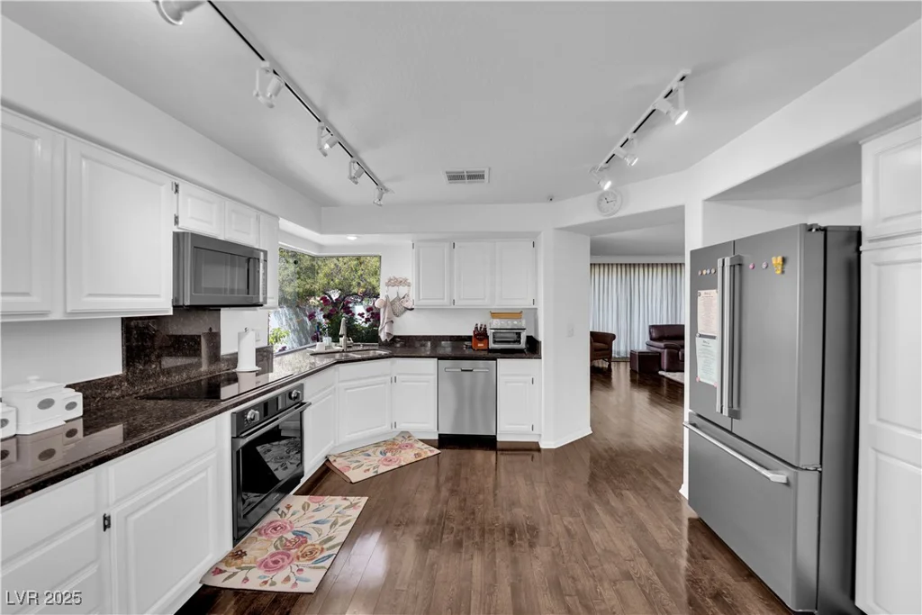 240 Windsong, Henderson, NV 89074