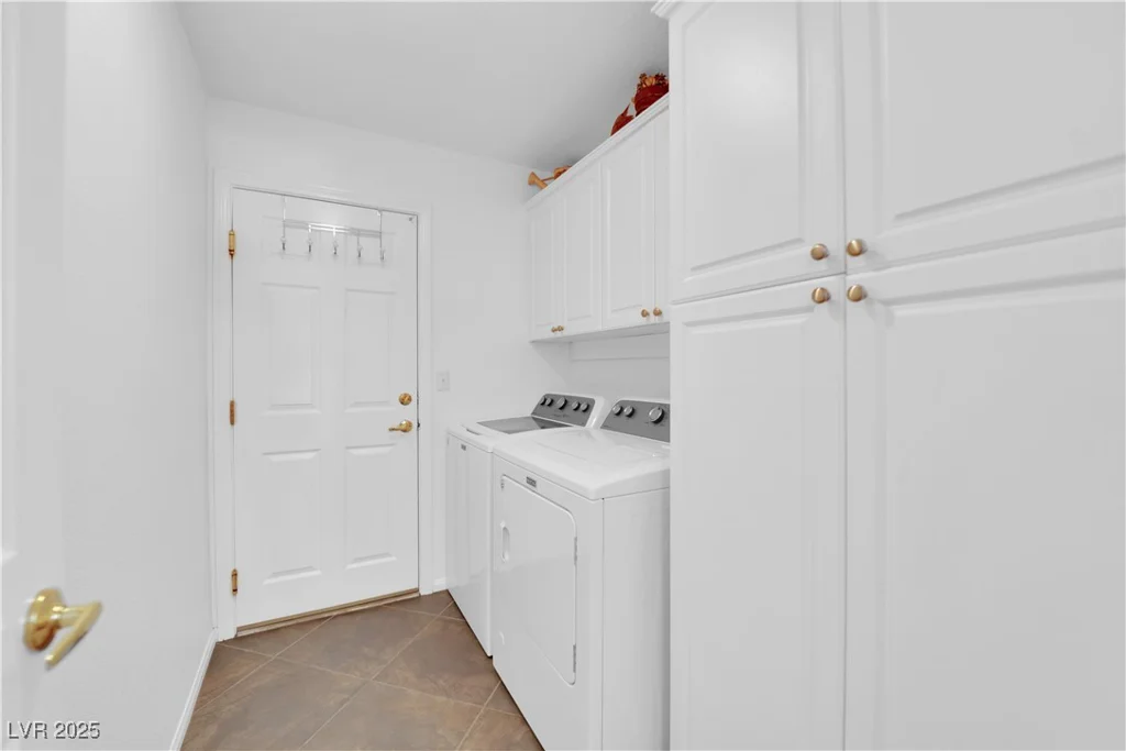 240 Windsong, Henderson, NV 89074