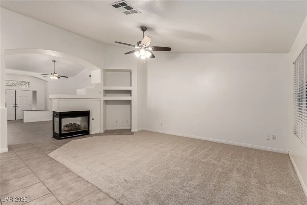 9048 Faversham, Las Vegas, NV 89123