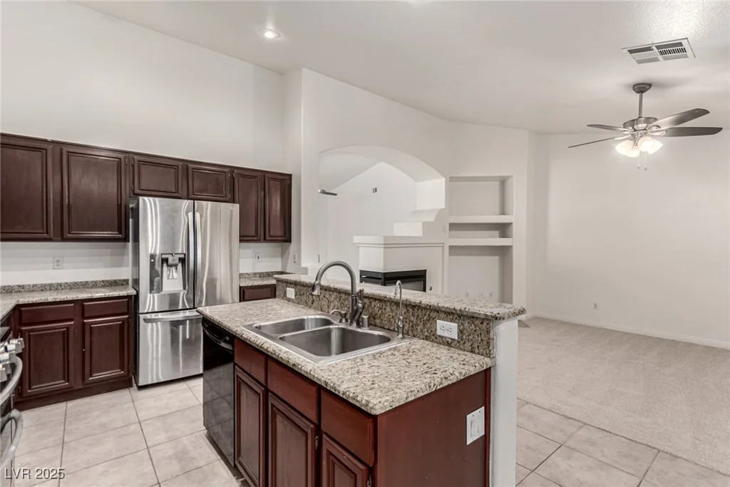 9048 Faversham, Las Vegas, NV 89123