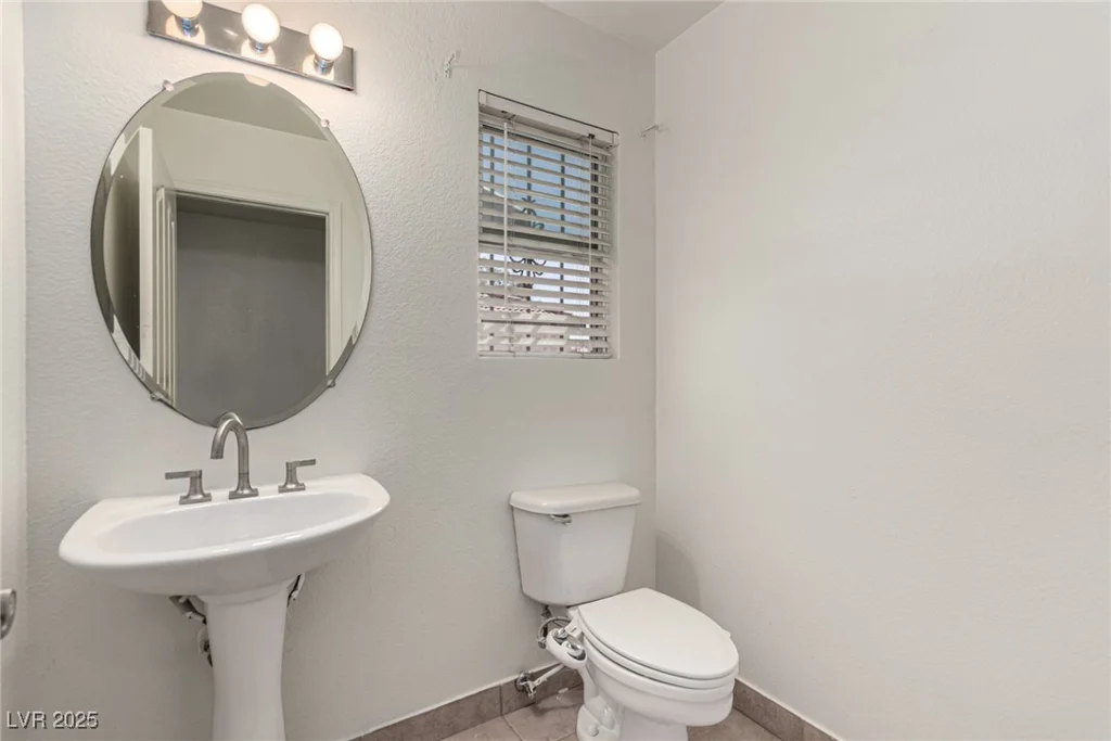 9048 Faversham, Las Vegas, NV 89123