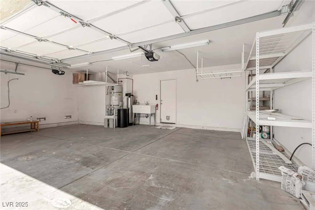 9048 Faversham, Las Vegas, NV 89123