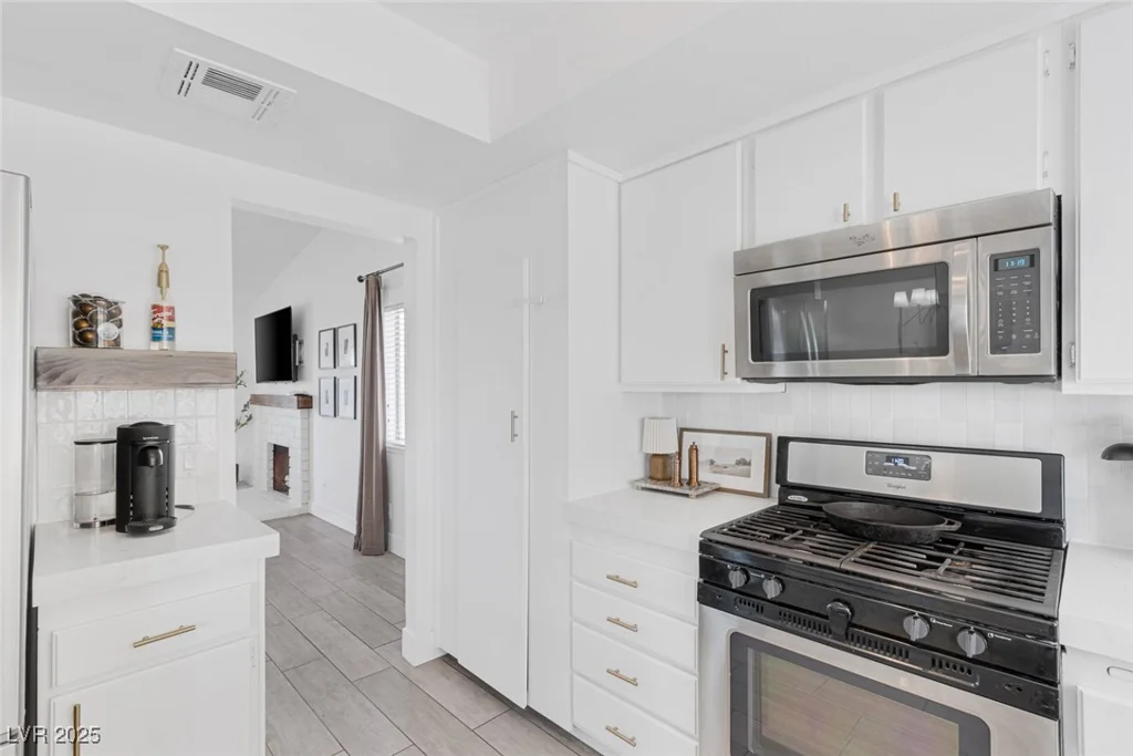 325 Heather, Henderson, NV 89002