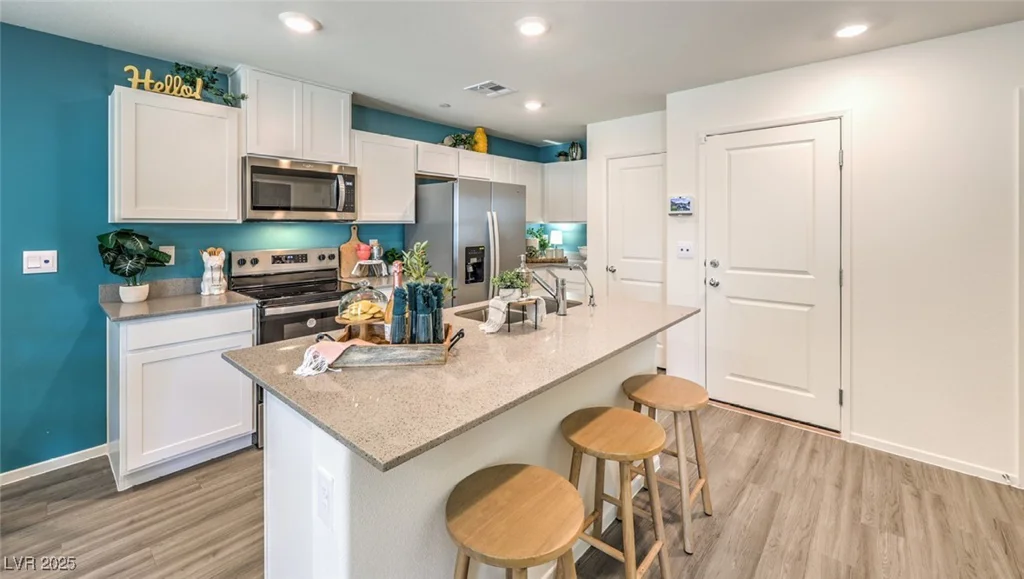 9326 Soothing Sea, Las Vegas, NV 89178