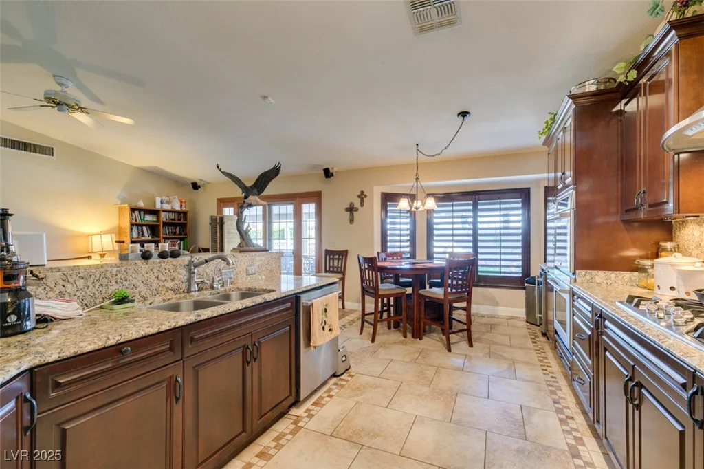4004 Nancy Margarite, Las Vegas, NV 89130